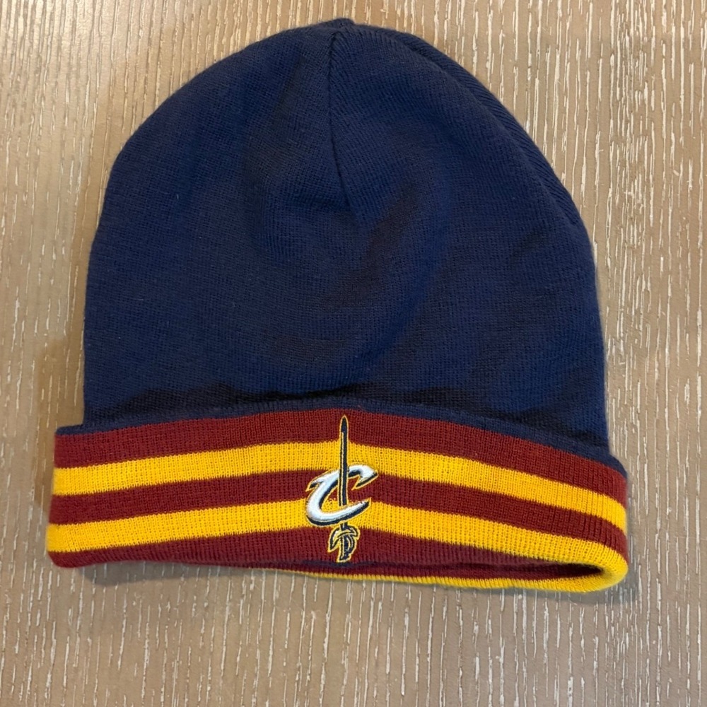 Mitchell & Ness Cleveland Cavaliers NBA Beanie Navy Blue Wine Gold Knit Hat Mens